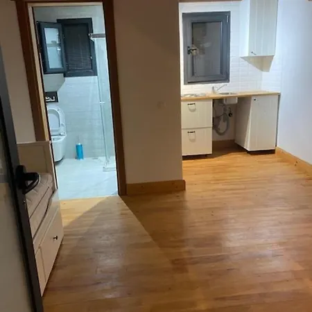 Prázdninový dům Cedar 1-bed House With Stunning Views Palamutbuku